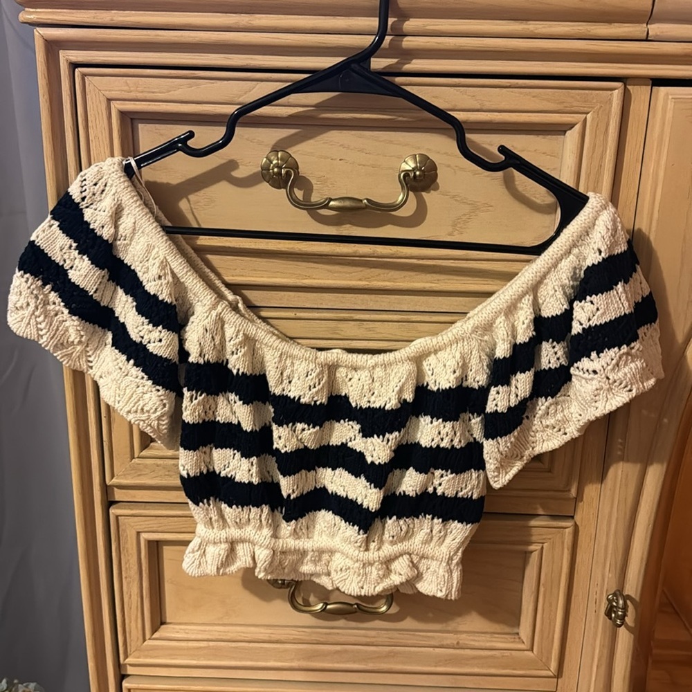 Zara Knit Crop Top - Picture 6 of 6